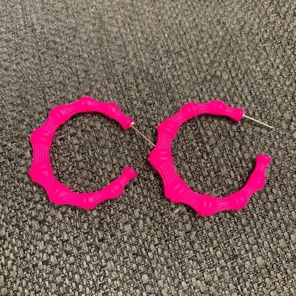 Colored Bamboo Hoops - Picture 2 of 3